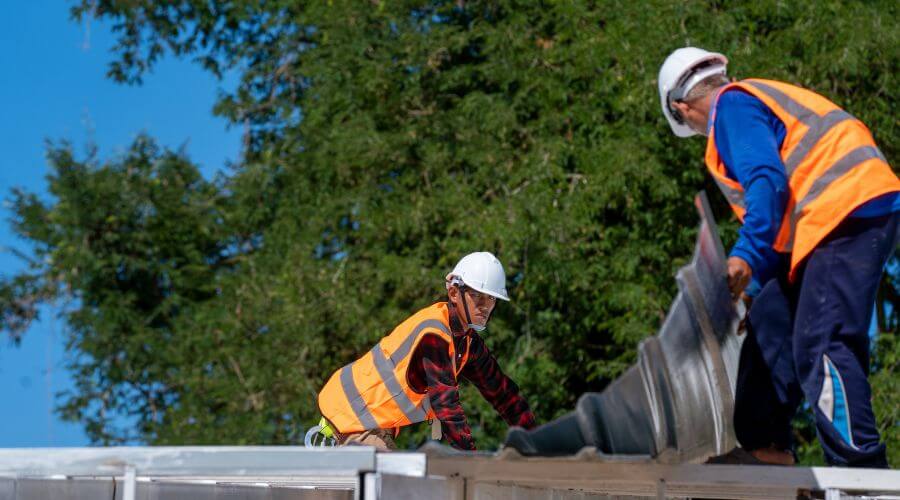 Expert Emergency Roof Repairs services in Saint Charles, ID